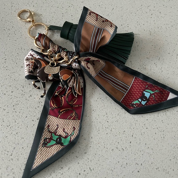Piper K Equestrian Hand Painted Bag Charm Keychain - Picture 3 of 11